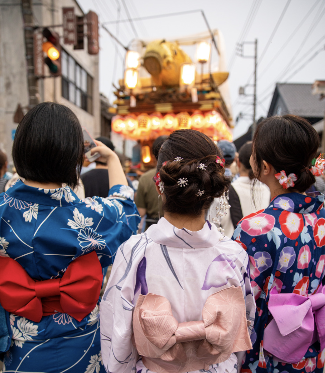 Festival de desnudos en Japón: Primera Hadaka Matsuri con mujeres